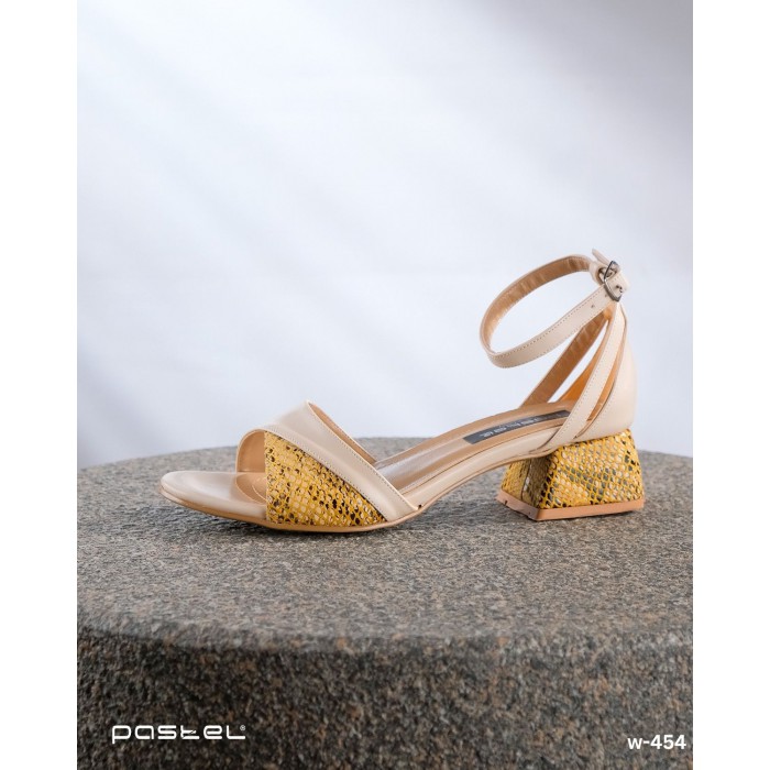 Women's heel sandal