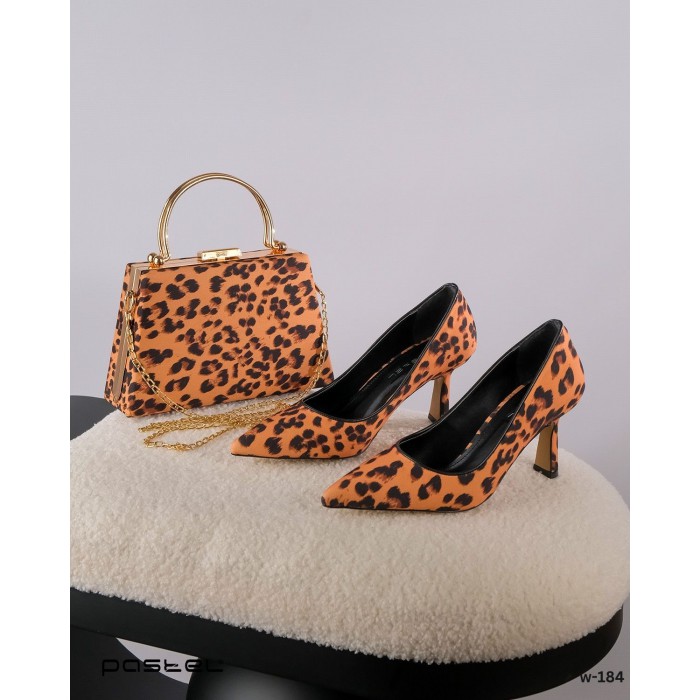 Women's heel shoes