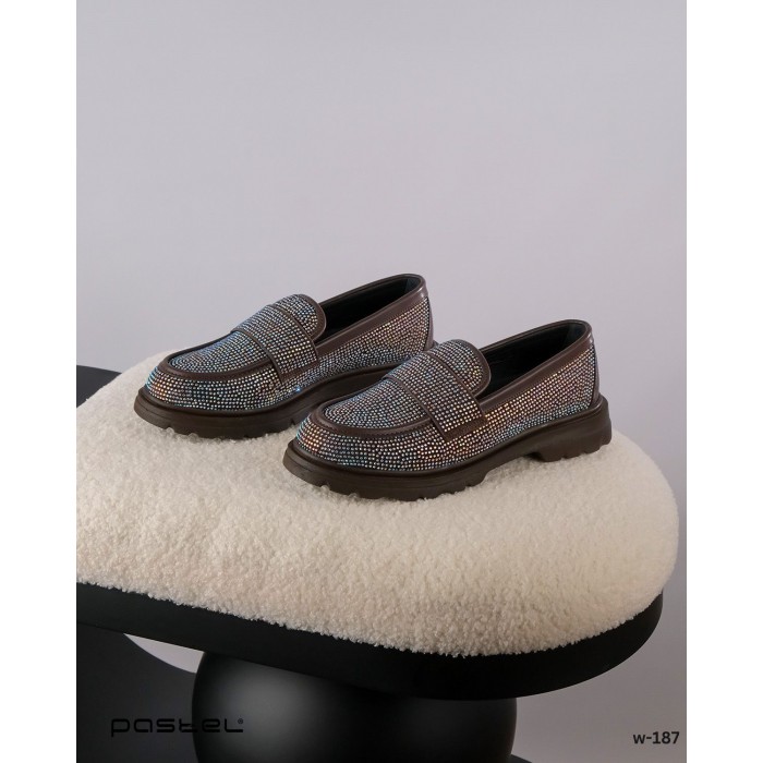 Women's loafers