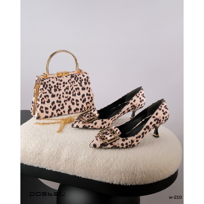 Women's heel shoes