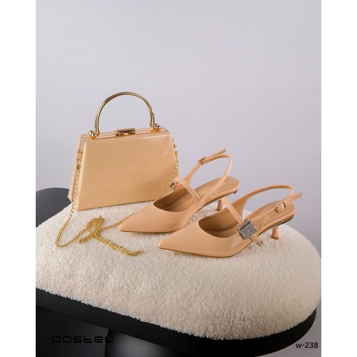 Women's heel sandal