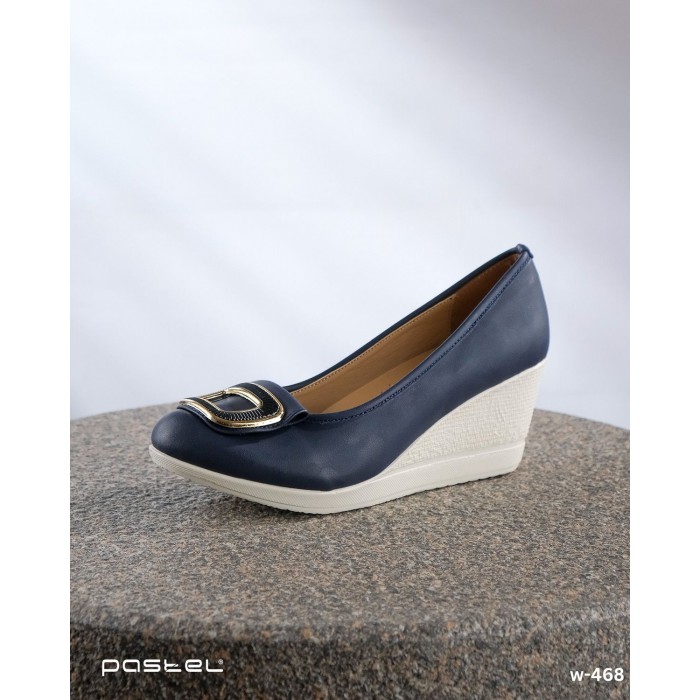 Women's heel shoes